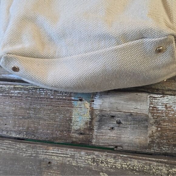 Chicos Colorful Embroidered Zippered Hand Bag - Picture 3 of 6